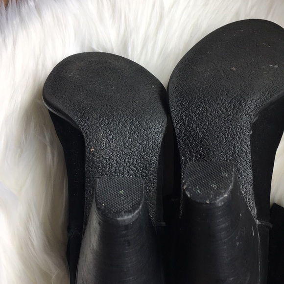 Boots - Picture 3 of 3